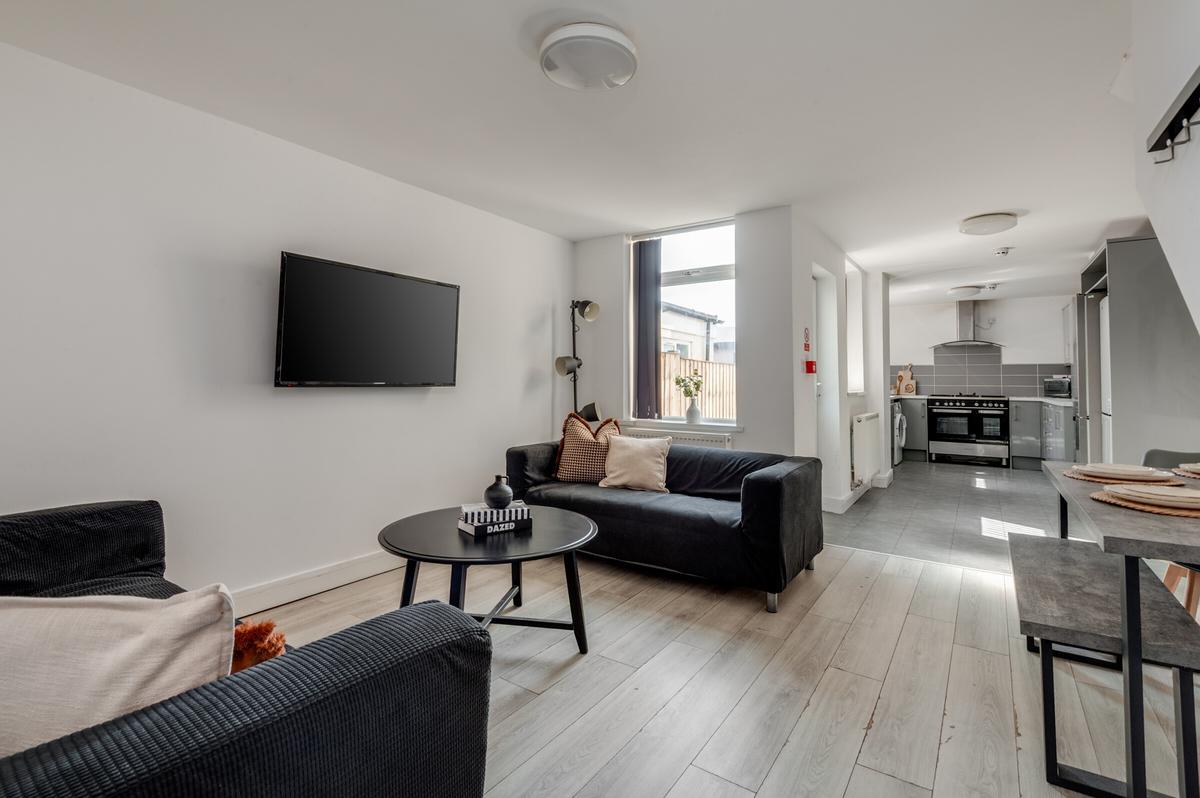 6 bedroom house on Ling Street, Kensington, Liverpool