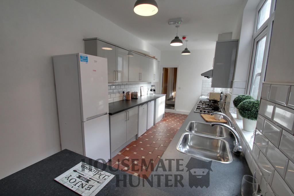 5 bedroom house for rent Bramley Road, Leicester, LE3 9DA UniHomes