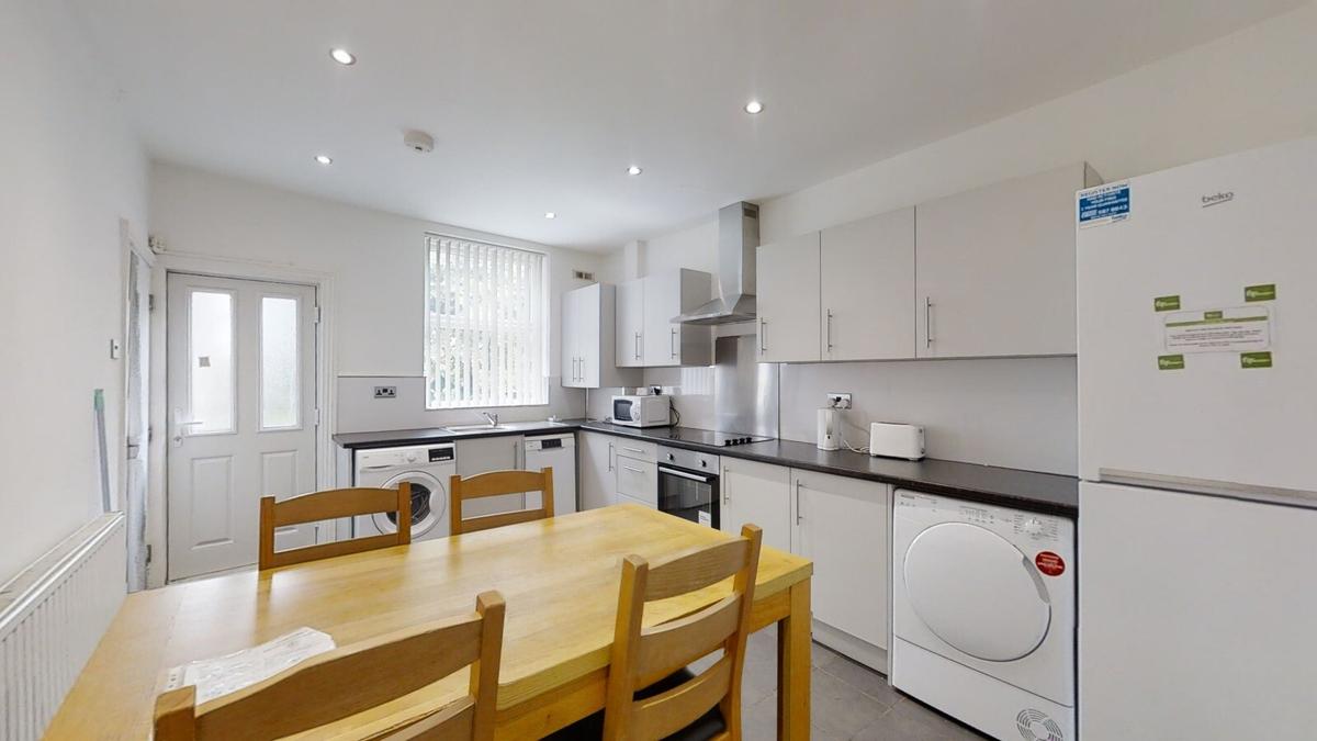 4 bedroom house for rent Alexandra Road, Sheffield, S2 3EH UniHomes