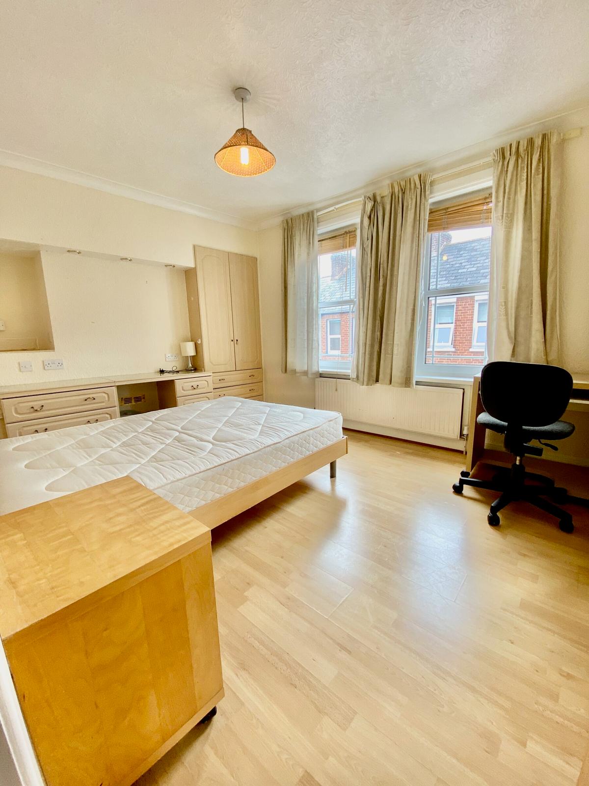 3 bedroom house on Hoopern Street, City Centre, Exeter