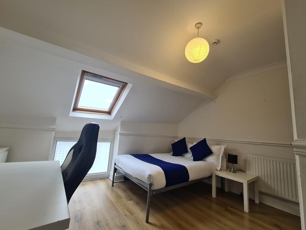 8 bedroom apartment on Uplands Crescent, Uplands, Swansea