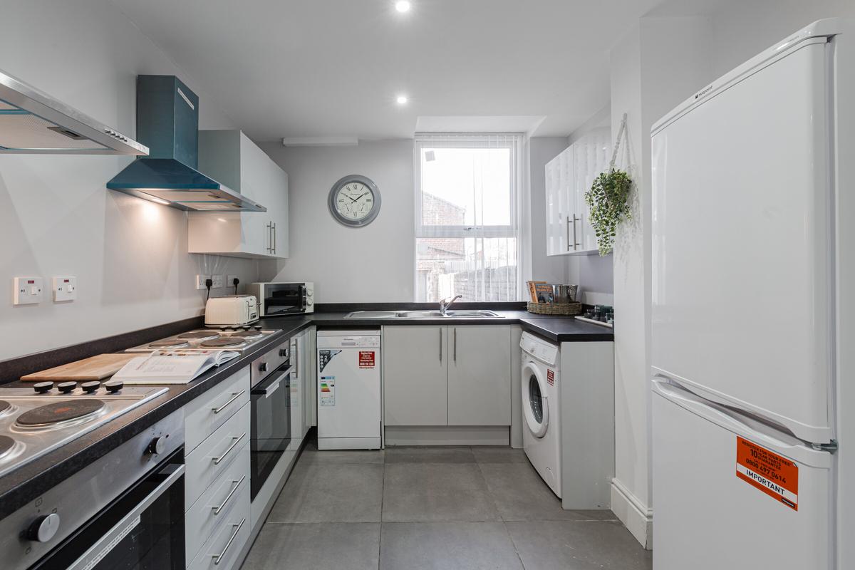 8 bedroom house for rent Kensington, Liverpool, L7 2RG UniHomes