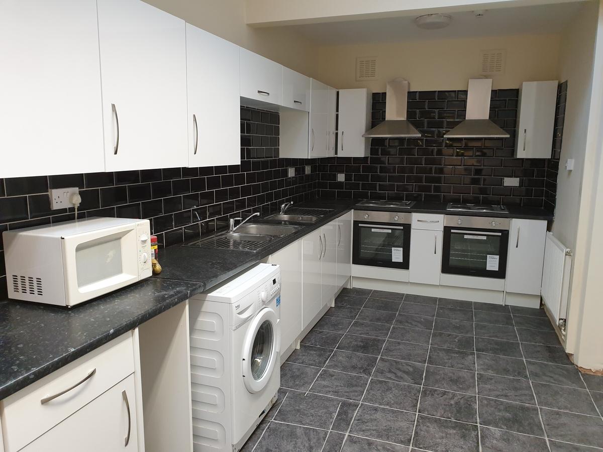 10 bedroom house on Upper Hanover Street, Broomhall, Sheffield