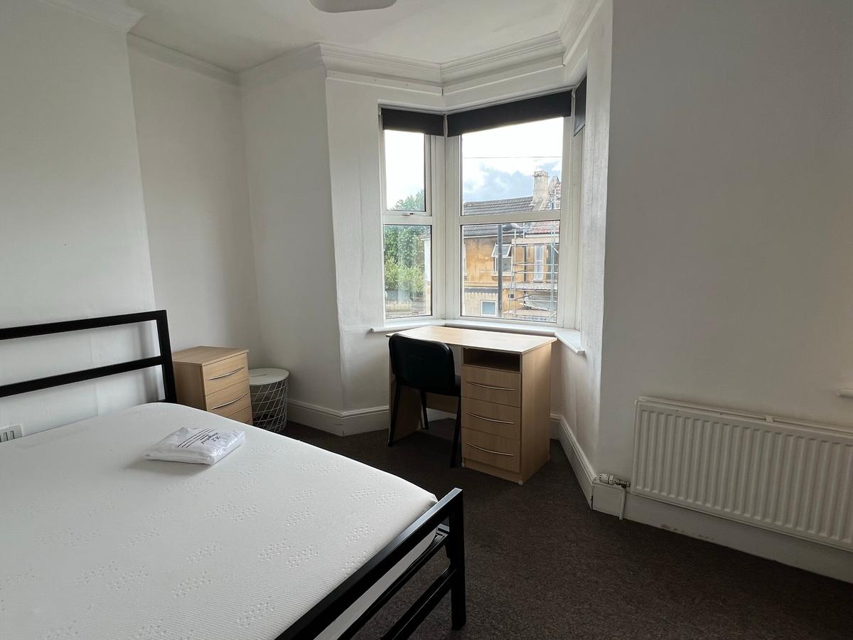 6 bedroom house for rent Arlington Road, Bath, BA2 3PG UniHomes