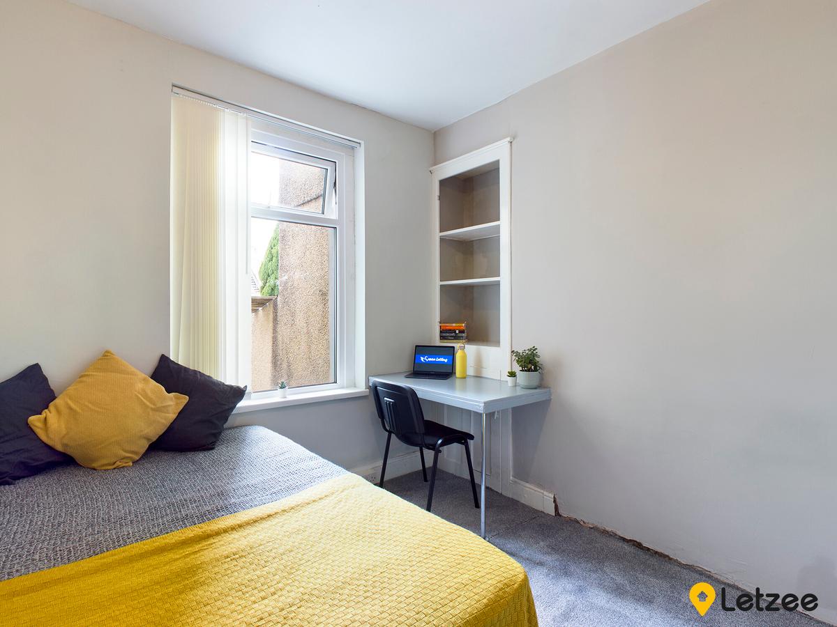 5 bedroom house for rent Canterbury Road, Swansea, SA2 0DD UniHomes