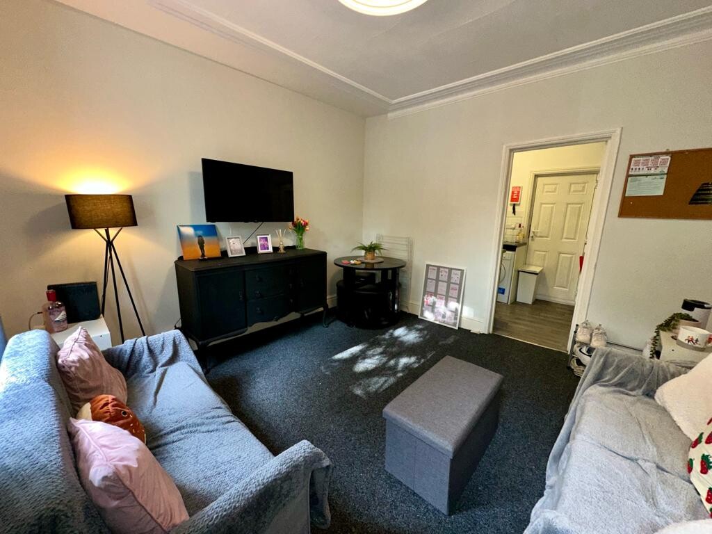 2 bedroom house for rent Oxford Street, Sheffield, S6 3FG UniHomes