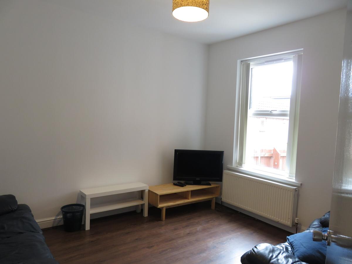 5 bedroom house for rent Harrington Drive, Nottingham, NG7 1JH UniHomes