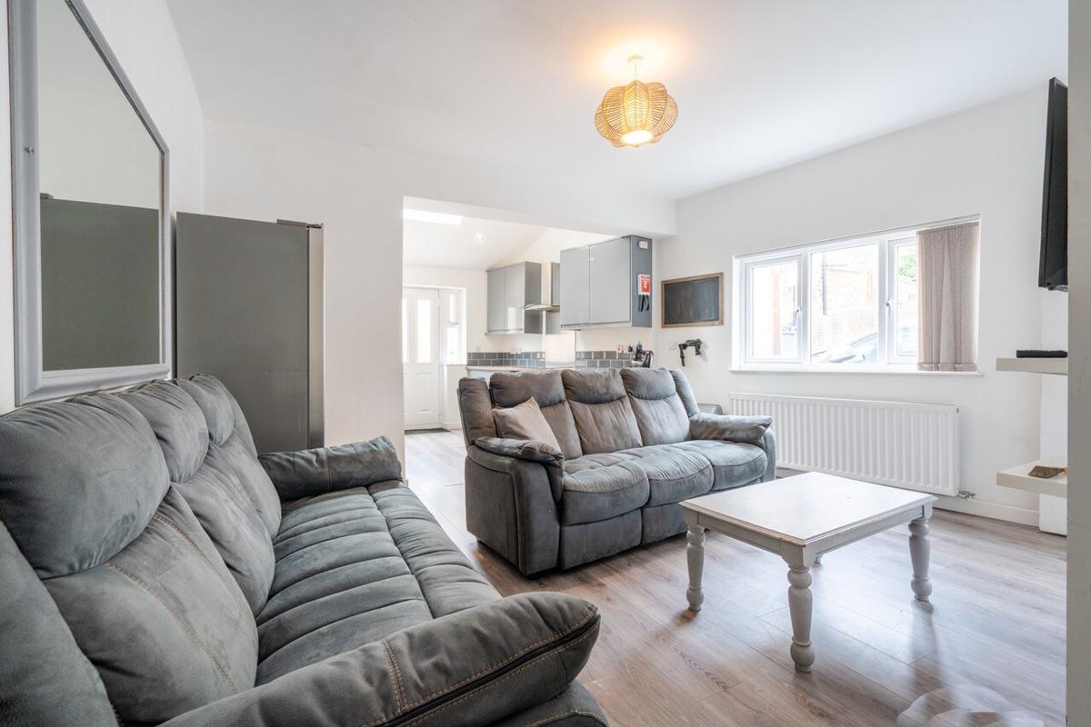 6 bedroom house for rent Barber Road, Sheffield, S10 1EB UniHomes