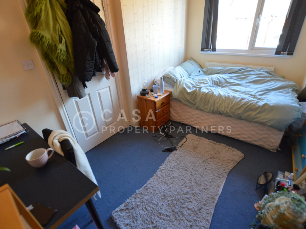 8 bedroom house for rent Mayville Avenue, Leeds, LS6 1NQ UniHomes