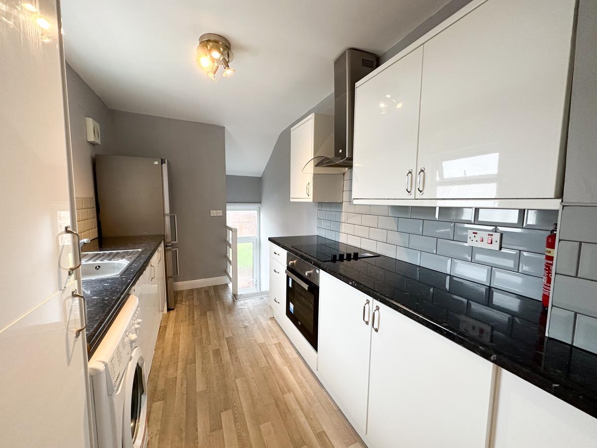 6 bedroom apartment for rent Grantham Road, Newcastle, NE2 1QX UniHomes