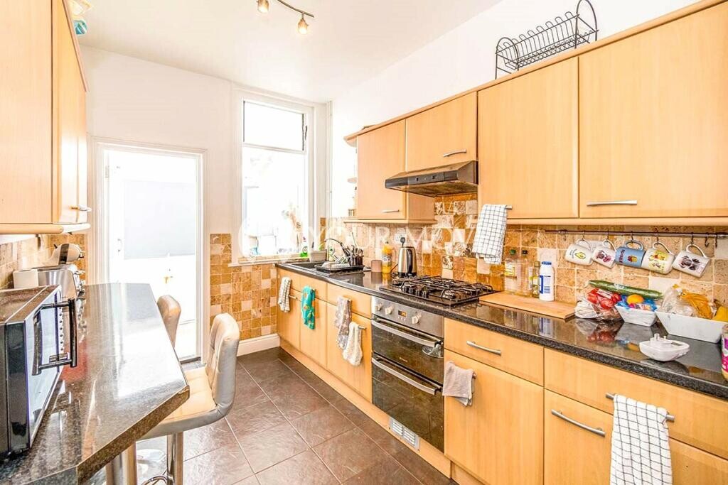 5 bedroom house for rent Aston Road, Portsmouth, PO4 9BH UniHomes