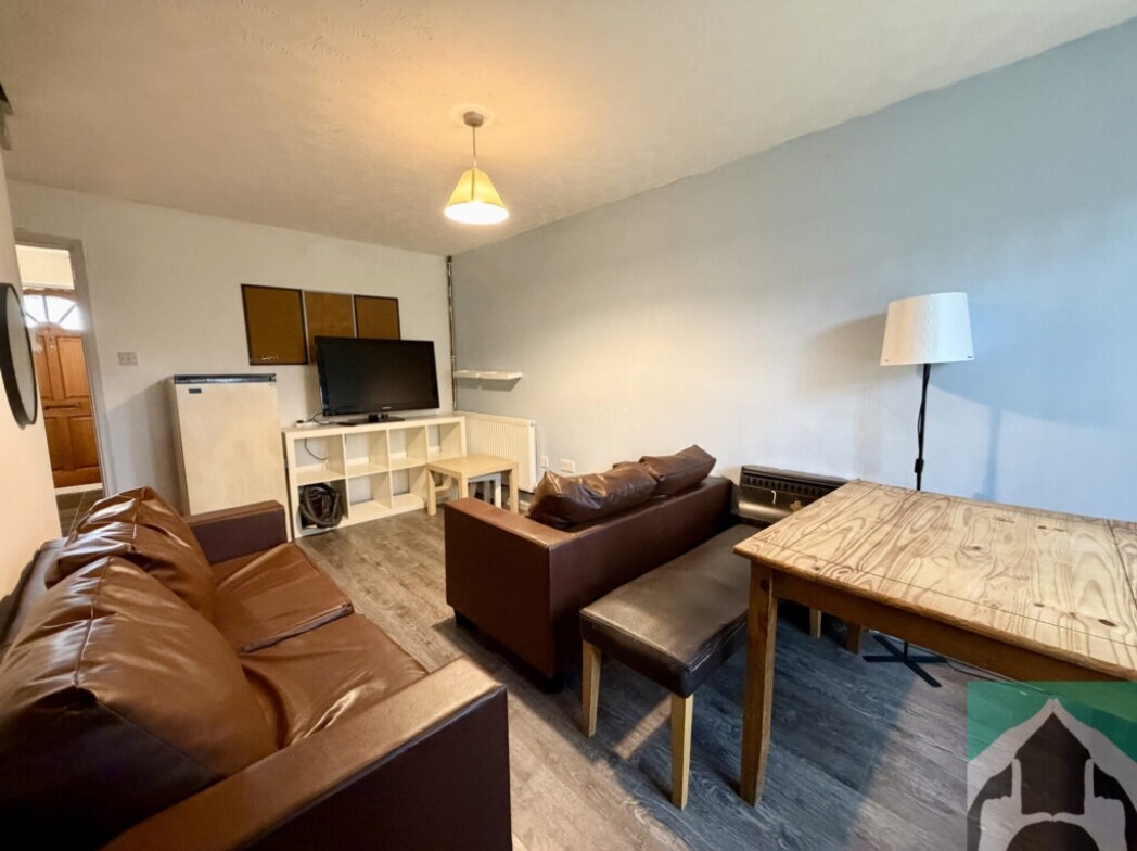 2 bedroom house on Hubert Croft, Selly Oak, Birmingham