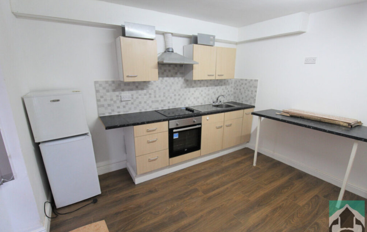 3 bedroom house on Raddlebarn Road, Selly Oak, Birmingham