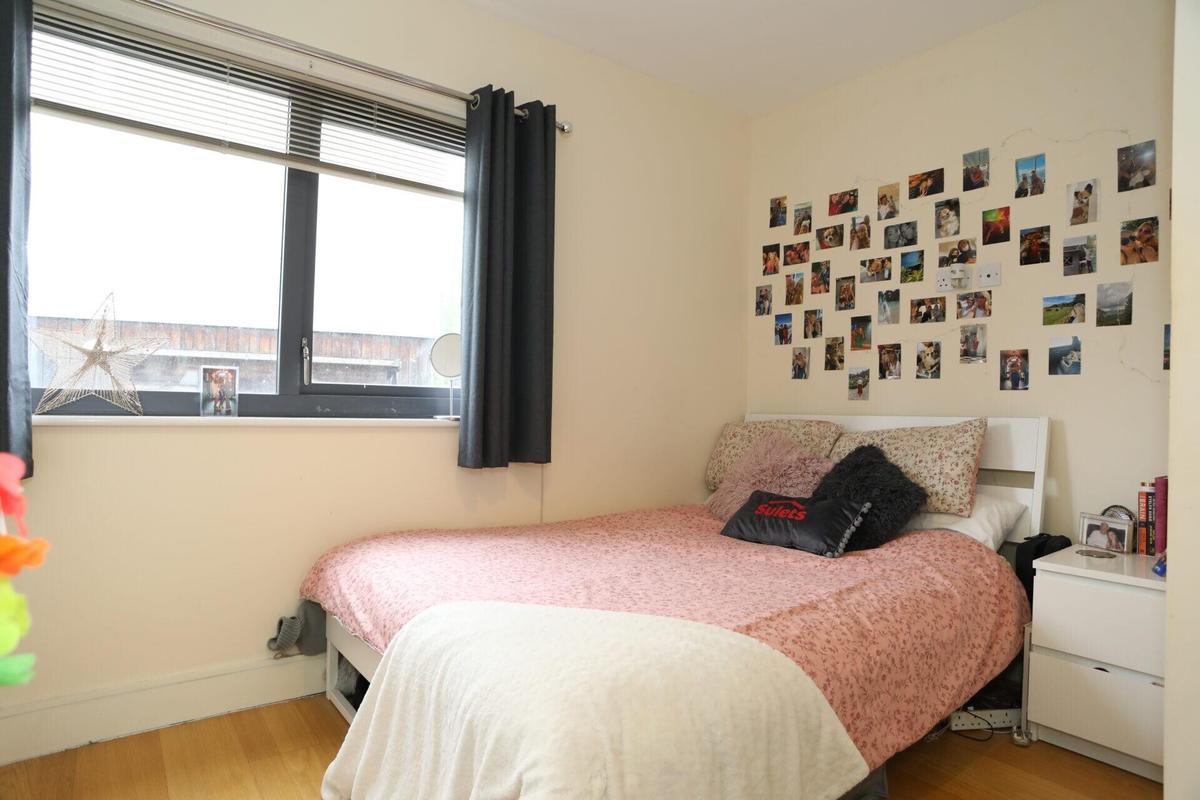 3 bedroom house on Wheatsheaf Way, Clarendon Park, Leicester