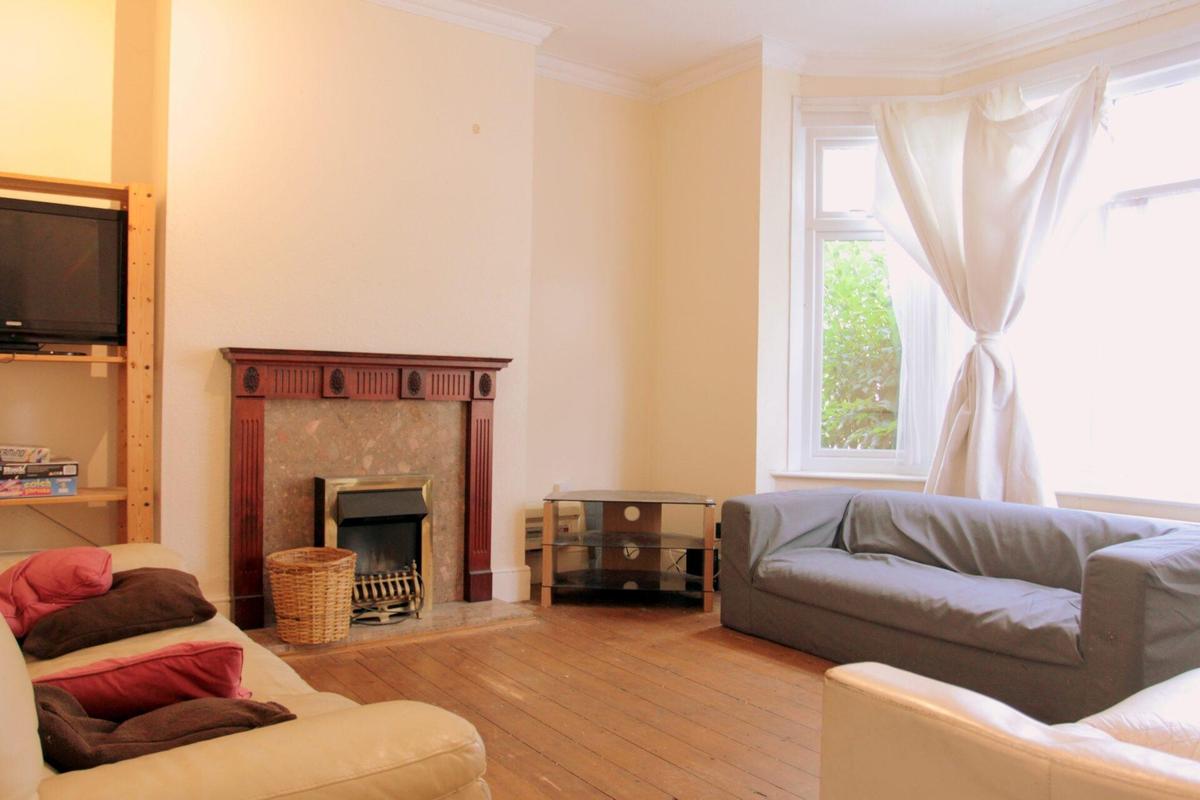 6 bedroom house on Lorne Road, Clarendon Park, Leicester