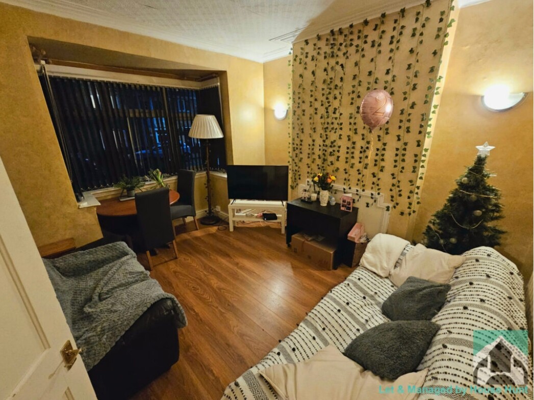 3 bedroom house on Rookery Road, Selly Oak, Birmingham