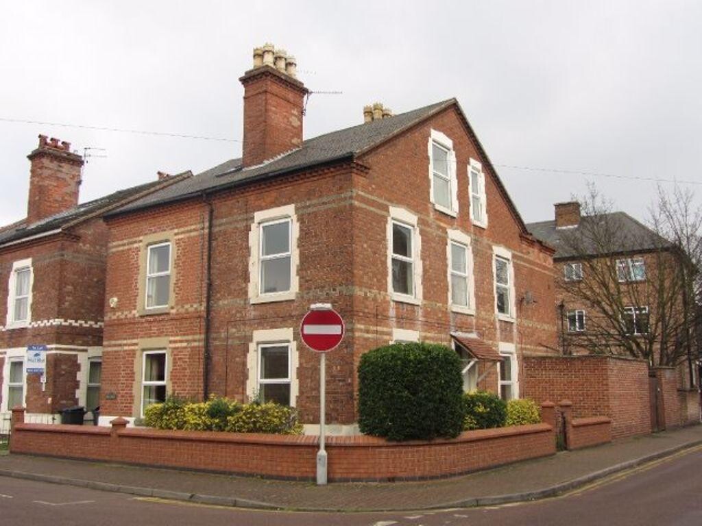 4 bedroom house for rent Rushworth Avenue Nottingham, NG2 7LF UniHomes