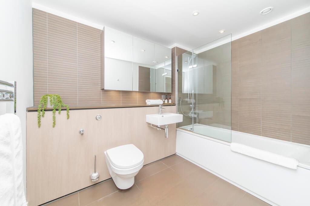 3 bedroom apartment for rent Merchant Square, London, W2 1AZ UniHomes