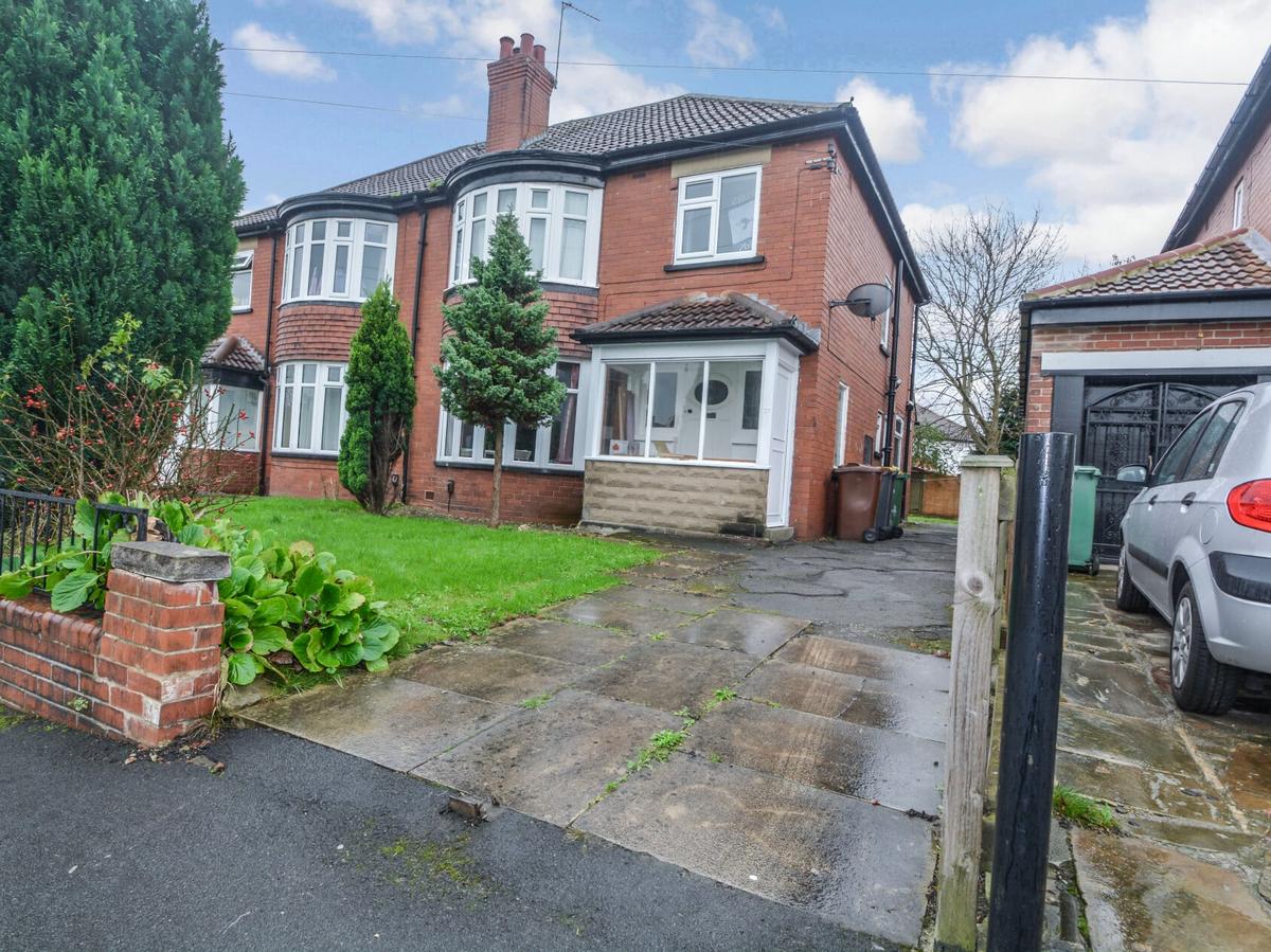 3 bedroom house for rent St. Annes Road, Leeds, LS6 3NY UniHomes