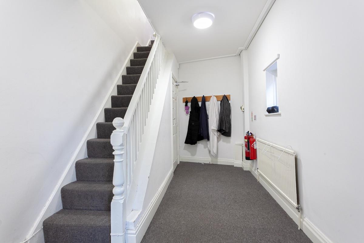 5 bedroom apartment for rent Wilmslow Road, Manchester, M14 6NW UniHomes