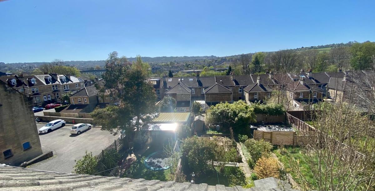 3 bedroom apartment for rent Newbridge Road, Bath, BA1 3HE UniHomes