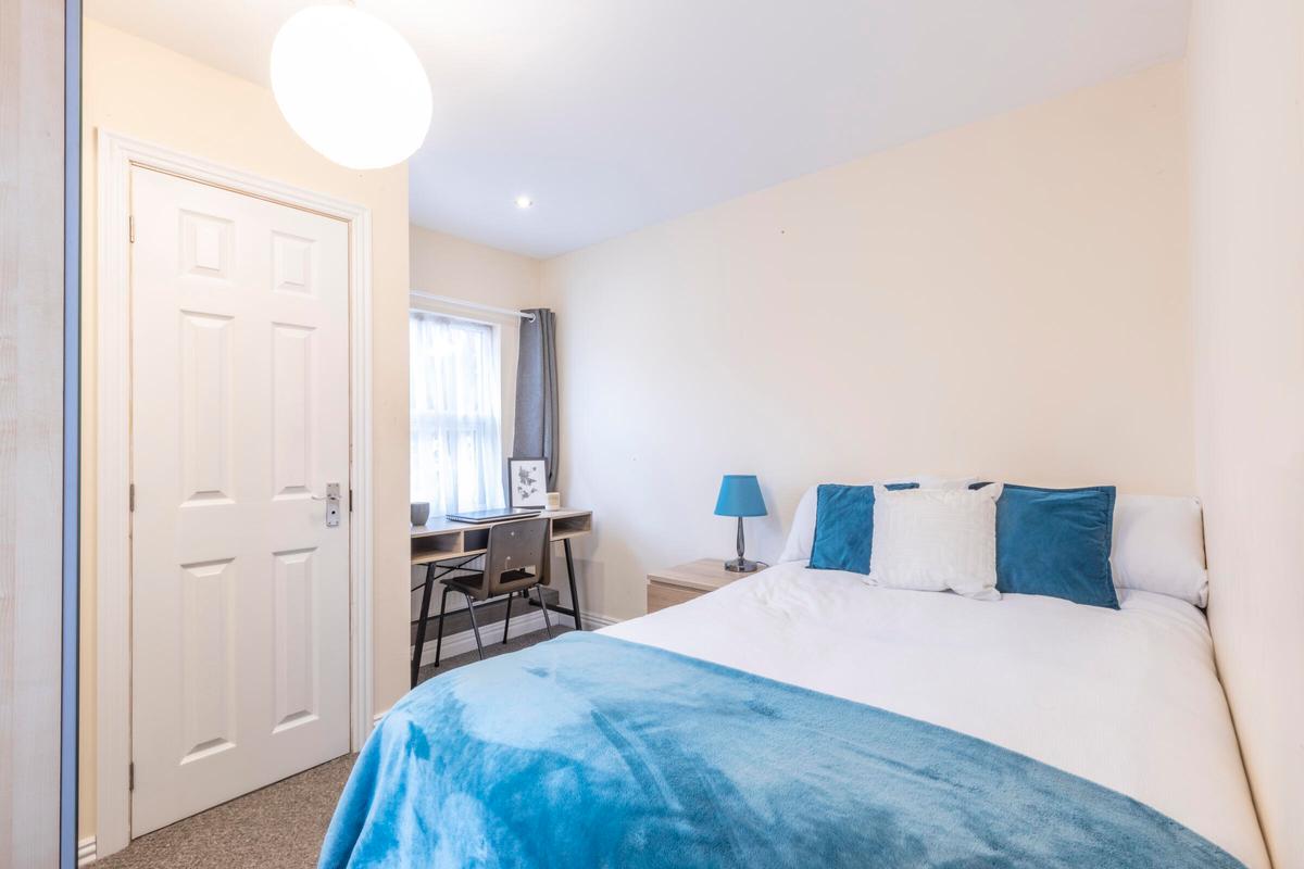 7 bedroom house for rent Cottingham Road Hull, HU5 2EG UniHomes