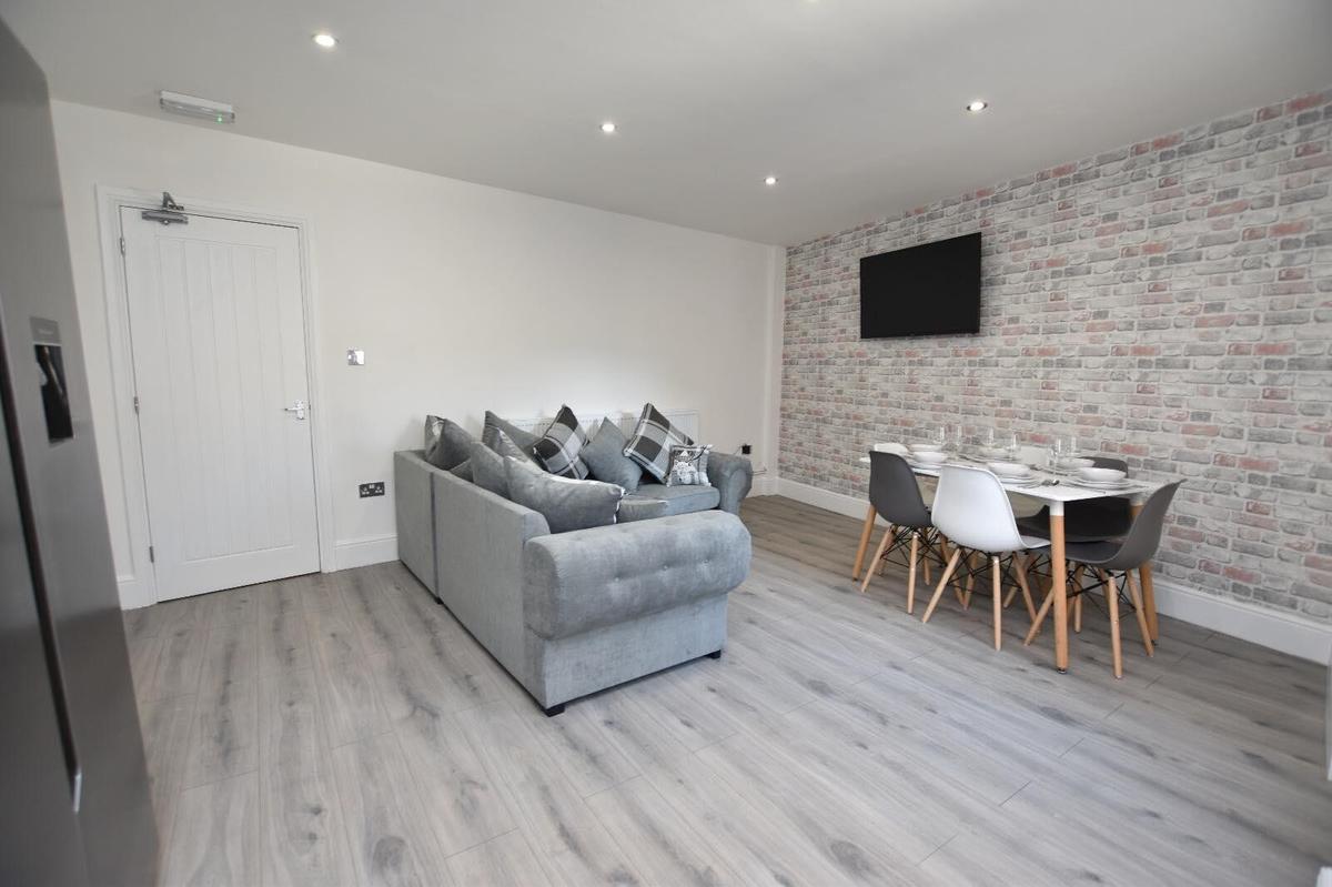 7 bedroom house for rent Windmill Hill Lane, Derby, DE22 3BQ UniHomes