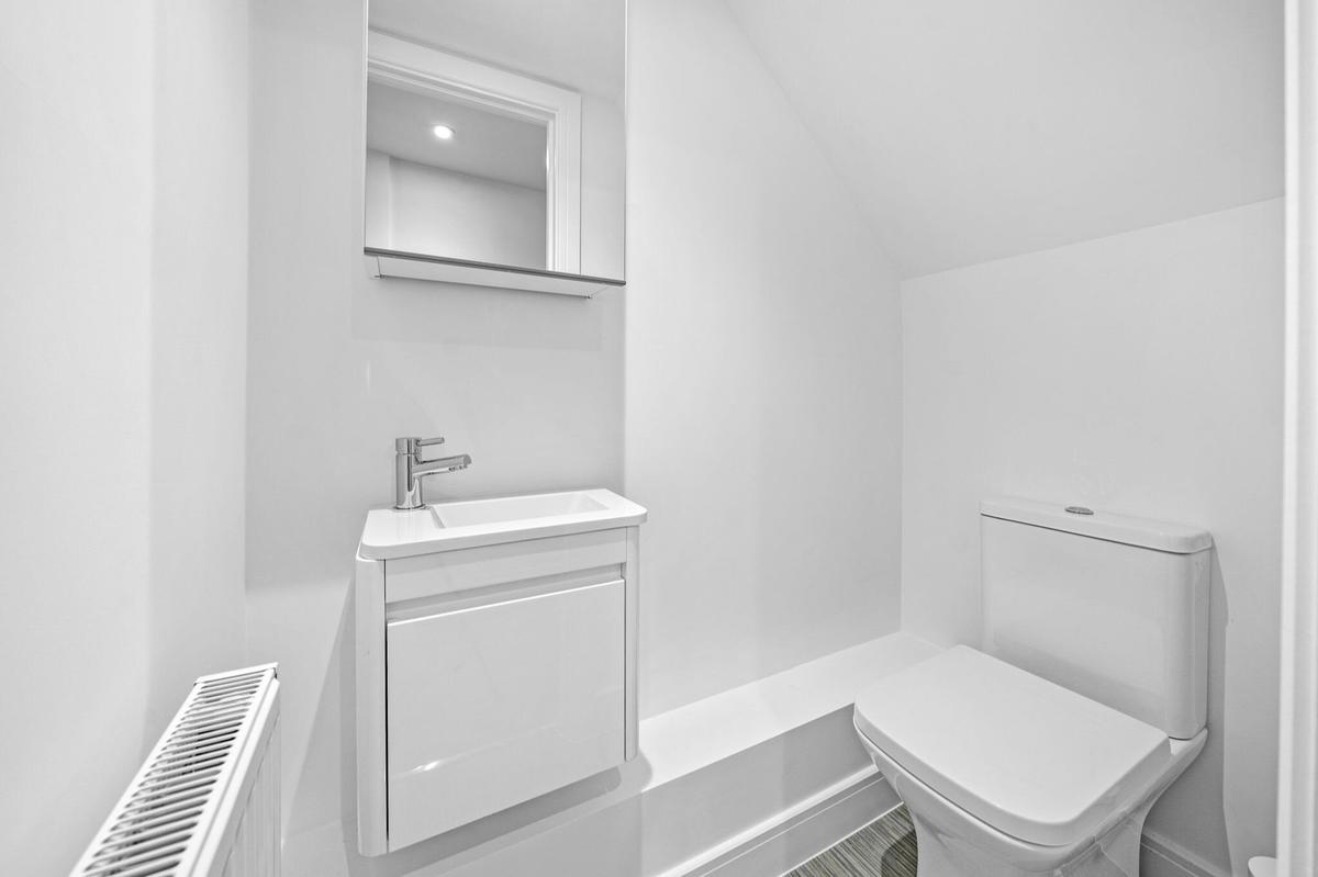 7 bedroom house for rent St. James Crescent, Swansea, SA1 6DR UniHomes