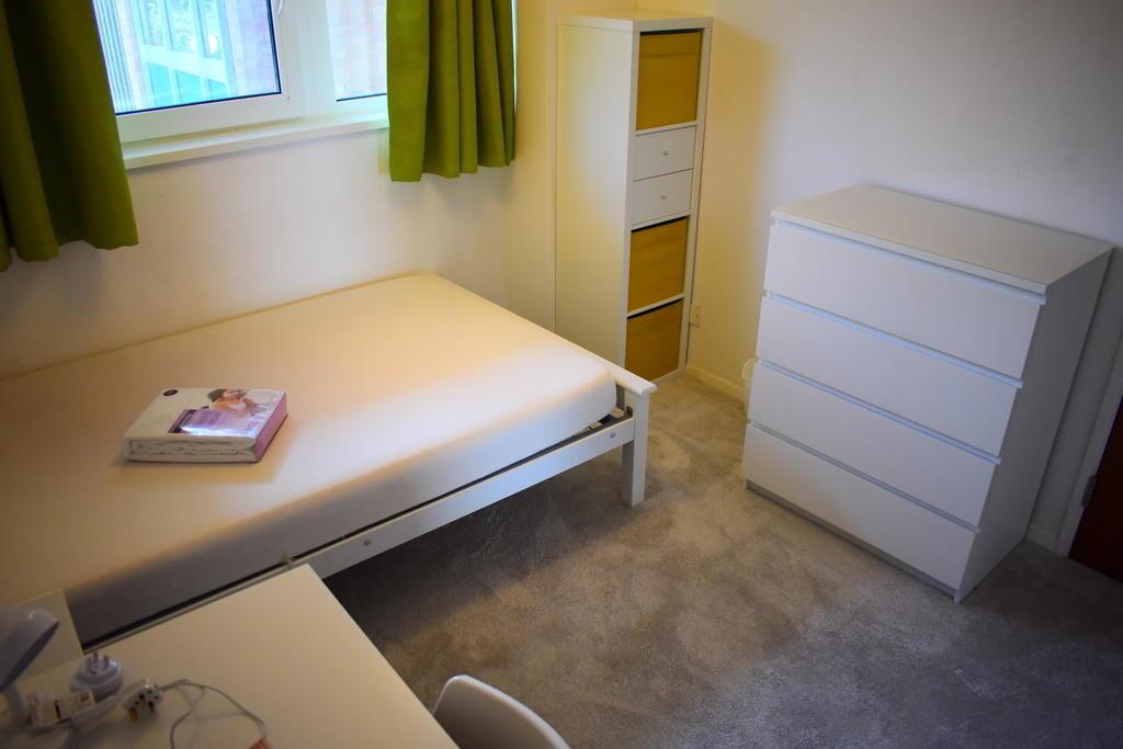 4 bedroom apartment for rent Sedgley Close, Portsmouth, PO5 4PG UniHomes