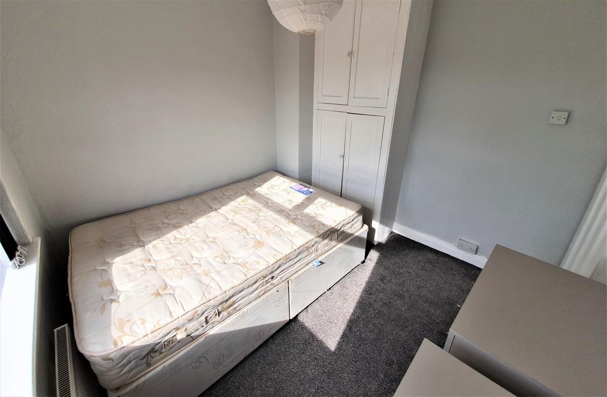 2 bedroom house for rent Cranbrook Avenue, Hull, HU6 7TX UniHomes