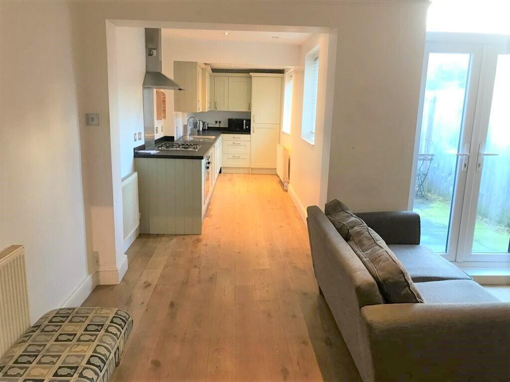 3 bedroom house for rent Harborne Park Road, Birmingham, B17 0DQ UniHomes