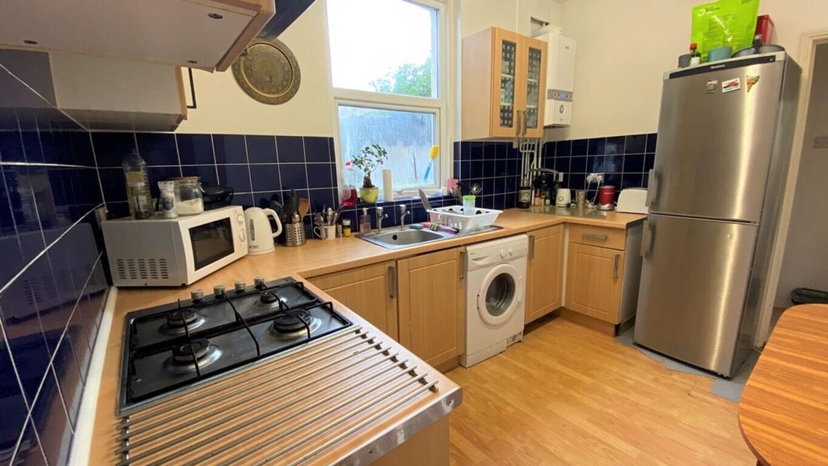 3 bedroom house for rent Stansted Road, Portsmouth, PO5 1SB UniHomes