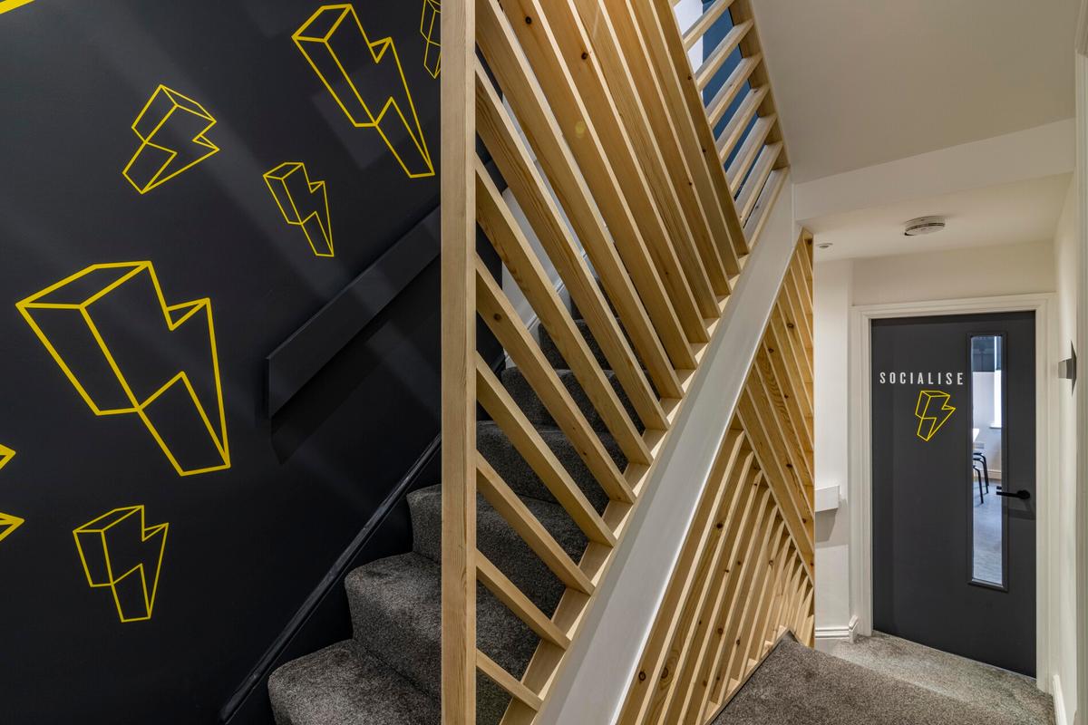 5 bedroom apartment for rent Rose Grove Nottingham, NG9 1PB UniHomes