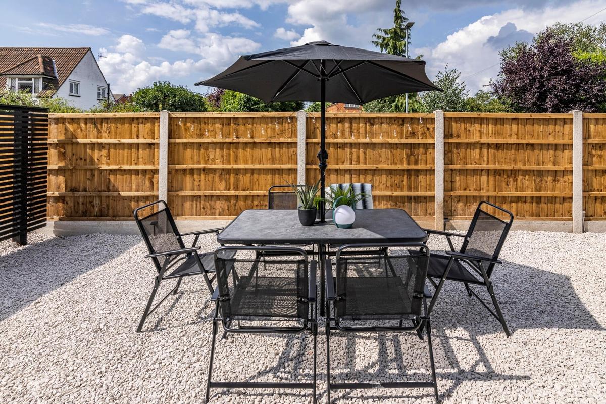 5 bedroom apartment for rent Rose Grove Nottingham, NG9 1PB UniHomes