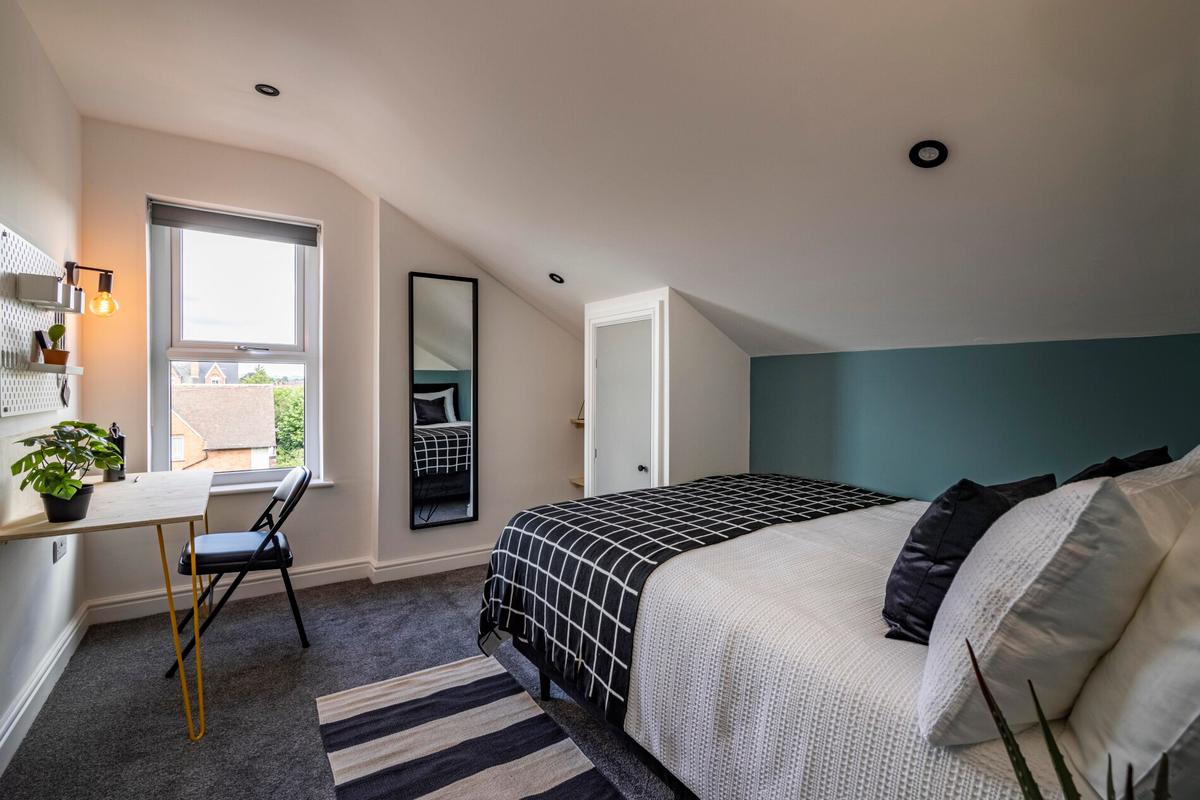 5 bedroom apartment for rent Rose Grove Nottingham, NG9 1PB UniHomes
