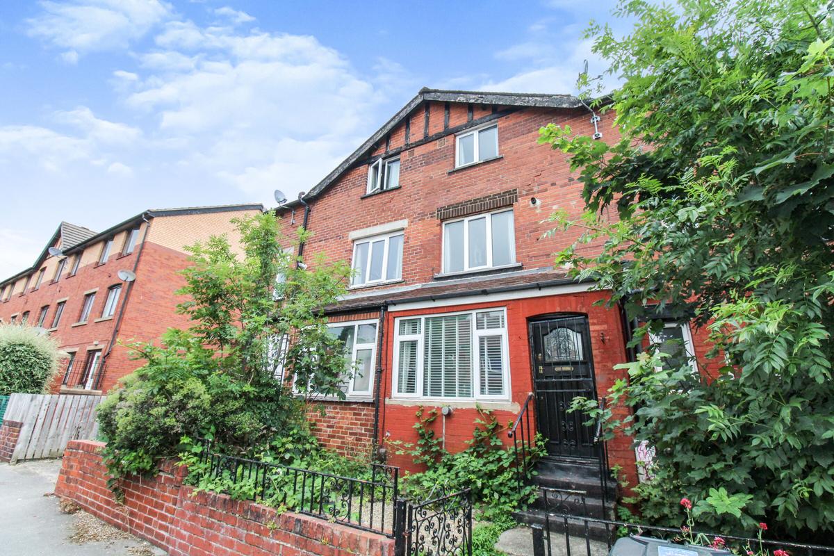 3 bedroom house for rent Hessle Avenue, Leeds, LS6 1EF UniHomes