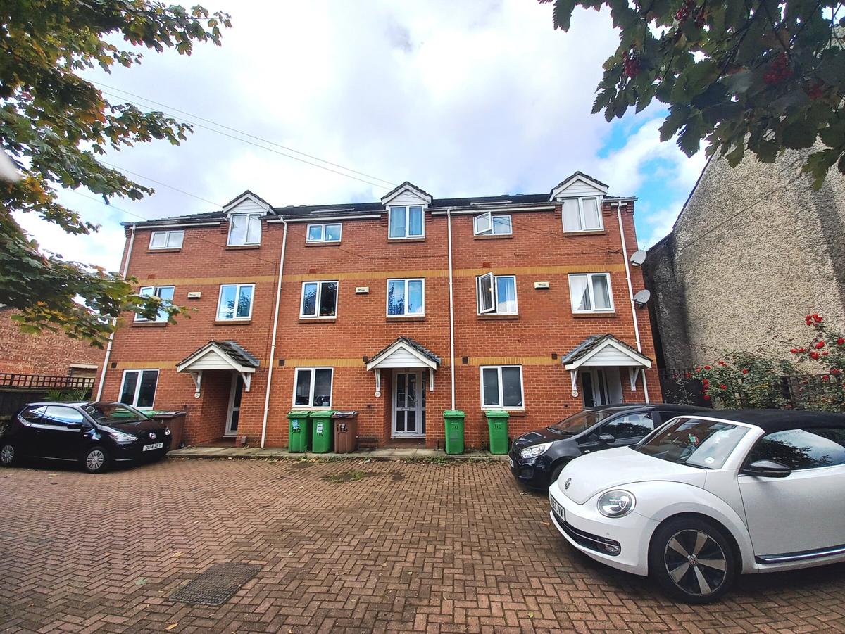 8 bedroom house for rent Montpelier Road Nottingham, NG7 2JX UniHomes