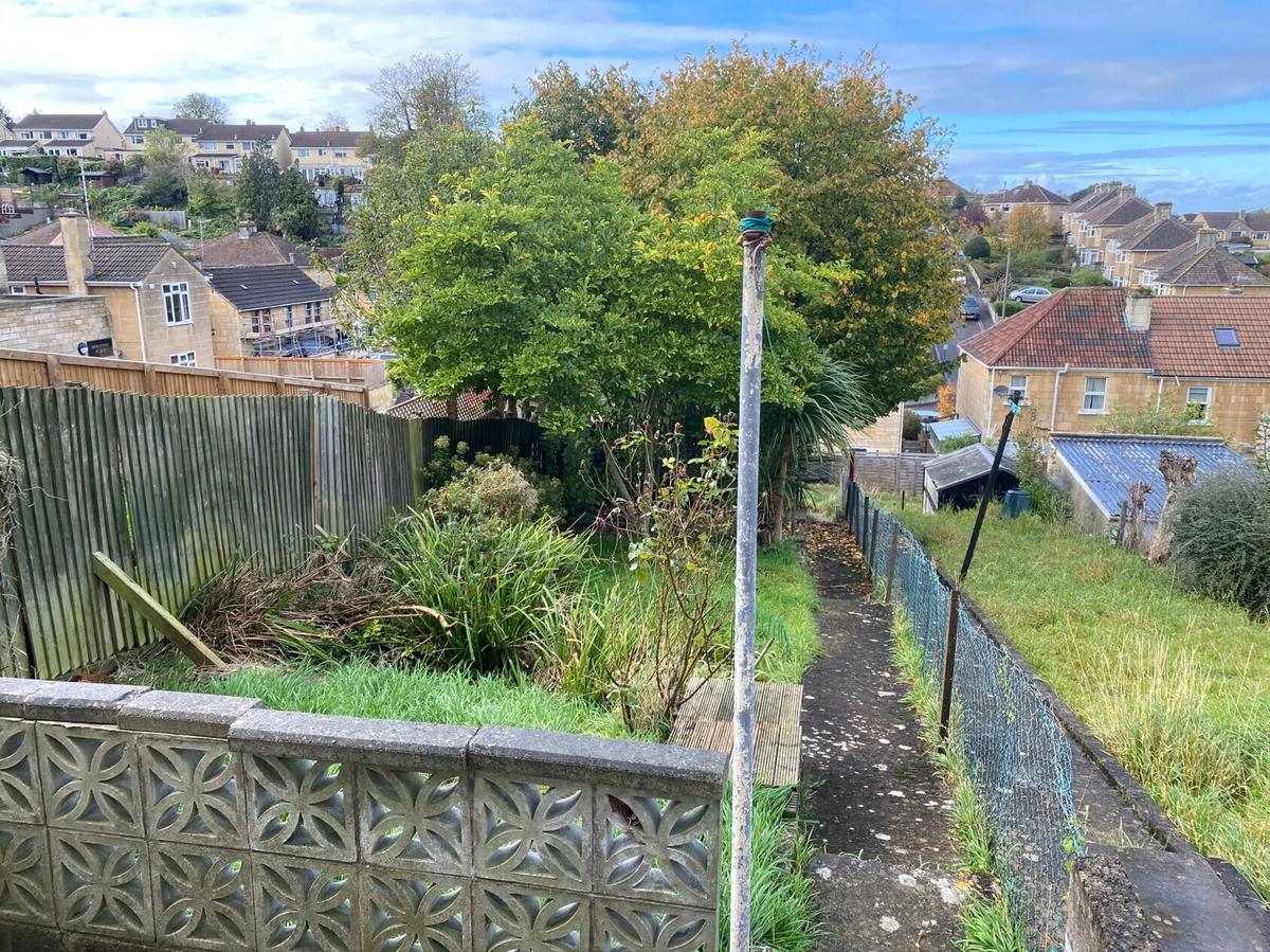 5 bedroom house for rent Coronation Avenue, Bath, BA2 2JW UniHomes