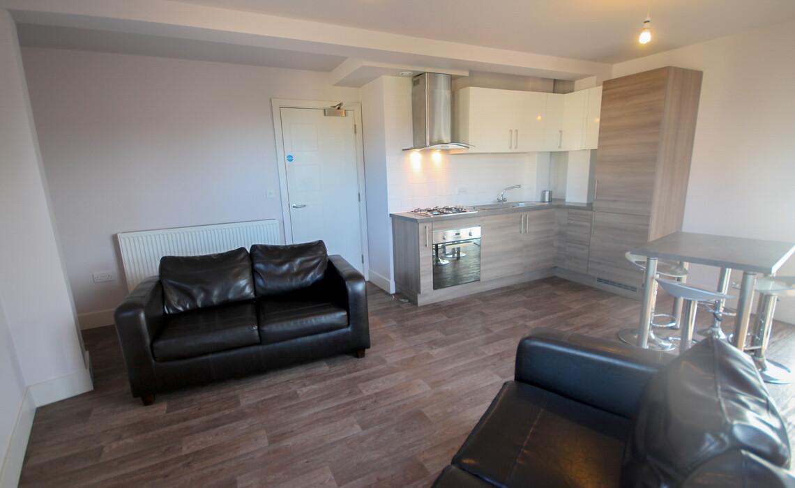 4 bedroom apartment for rent Half Moon Lane, Newcastle, NE8 2AN UniHomes