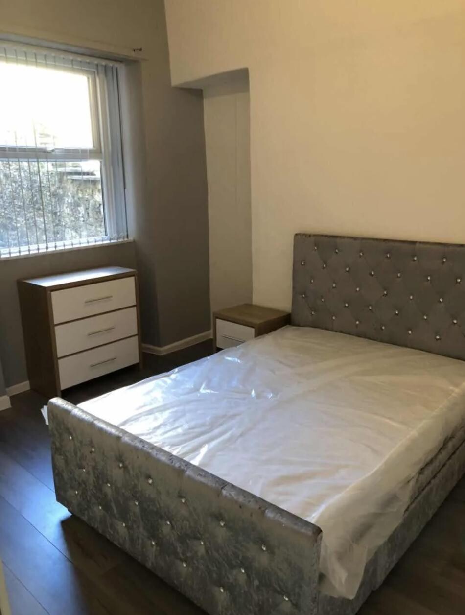 2 bedroom apartment for rent King Edwards Road, Swansea, SA1 4LW UniHomes