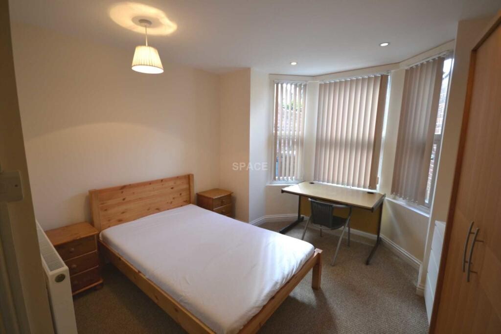 8 bedroom house for rent Erleigh Road, Reading, RG1 5NB UniHomes