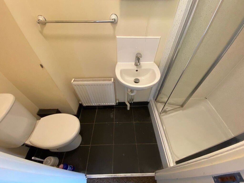 3 bedroom apartment for rent Clarendon Street, Coventry, CV5 6FA UniHomes