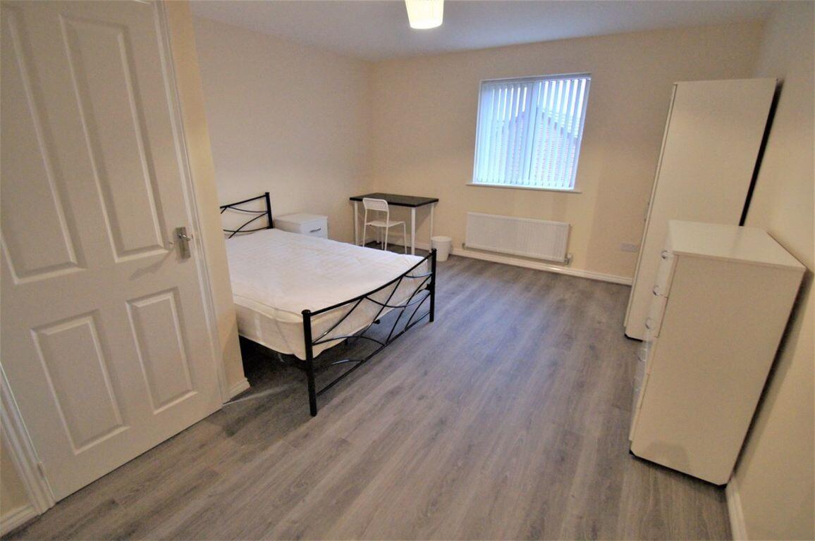 3 bedroom house for rent Signals Drive, Coventry, CV3 1QT UniHomes