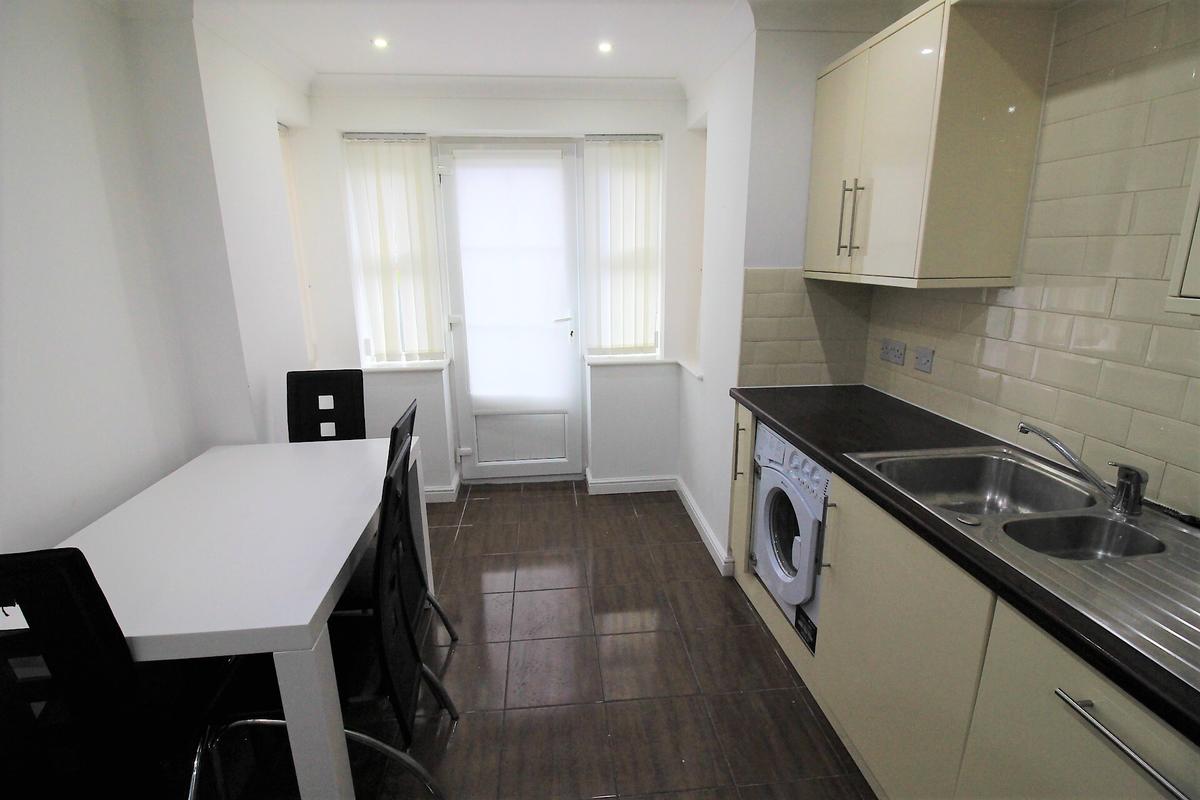 4 bedroom house for rent Bandy Fields Place, Manchester, M7 2ZT UniHomes