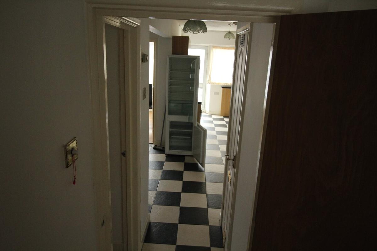 3 bedroom apartment for rent Greenhythe Court, Greenstead Road