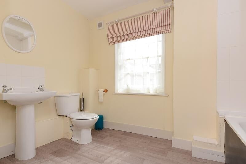 3 bedroom house for rent Hawks Lane, Canterbury, CT1 2NU UniHomes