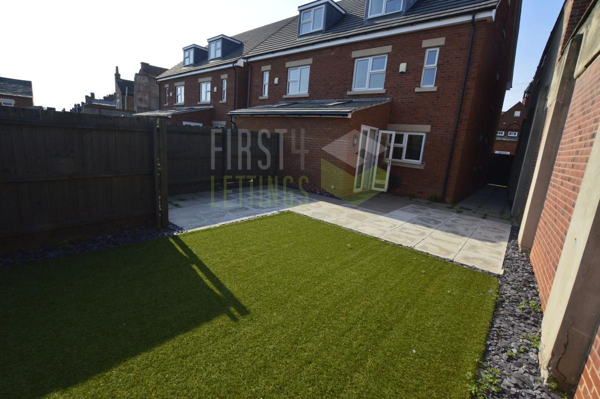 10 bedroom house for rent Avenue Road Extension, Leicester, LE2 3EQ