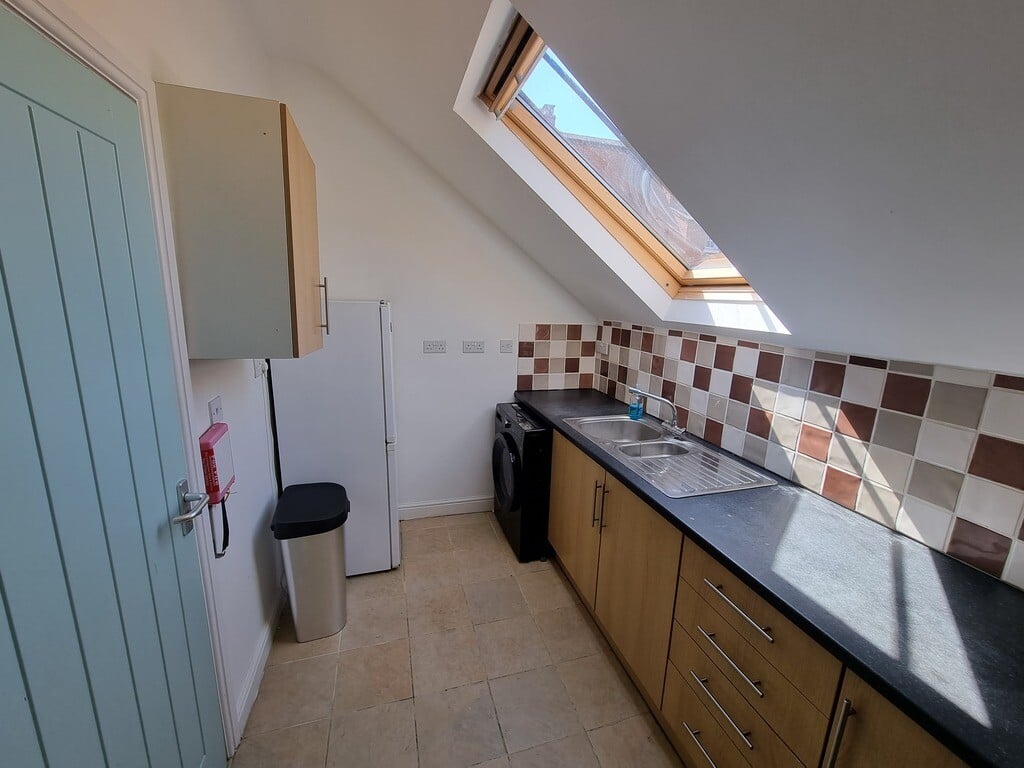 6 bedroom house for rent Warwick Street, Leamington Spa, CV32 5JX