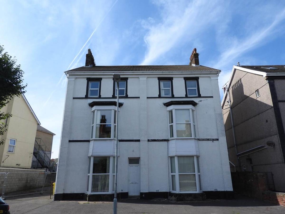 3 bedroom apartment for rent Eaton Crescent, Uplands, Swansea, SA1 4QL