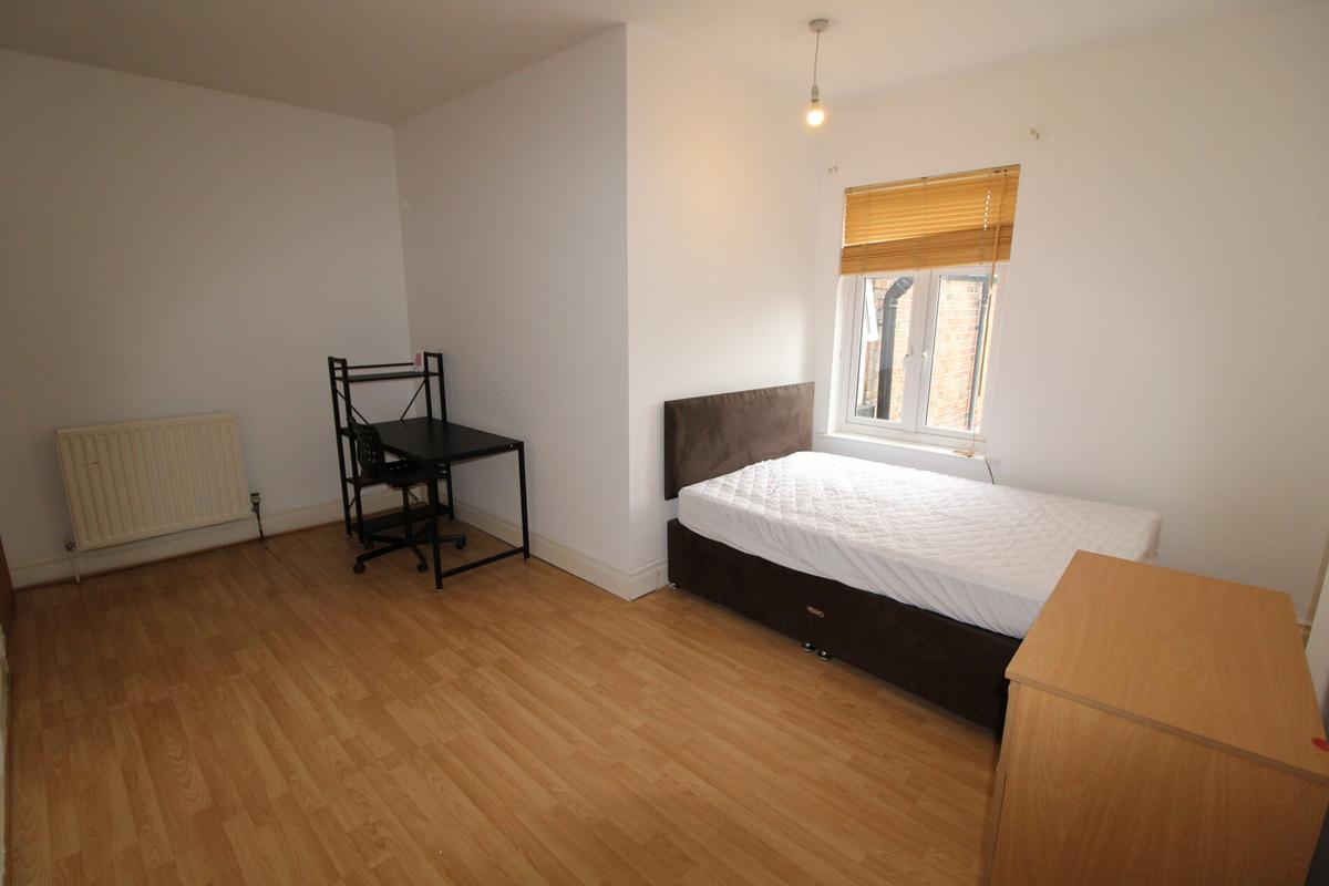 5 bedroom house for rent Stepping Lane, Derby, DE1 1GL UniHomes